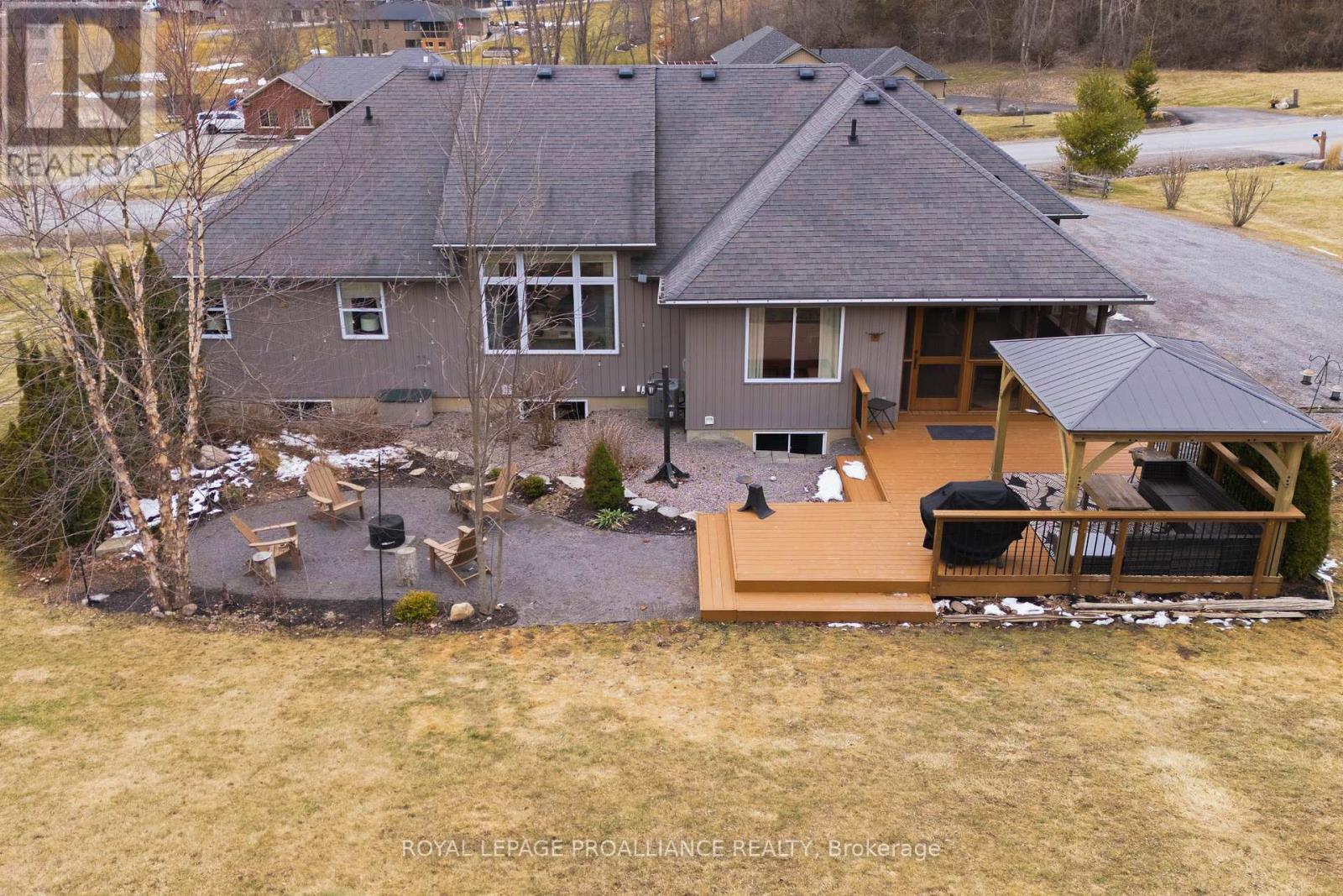 42 Windwhisper Drive, Belleville, Ontario  K0K 2V0 - Photo 41 - X12936816