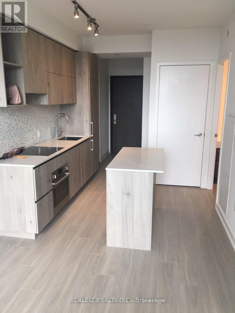 2204 - 1 Yorkville Avenue, Toronto, Ontario  M4W 0B1 - Photo 3 - C12936796