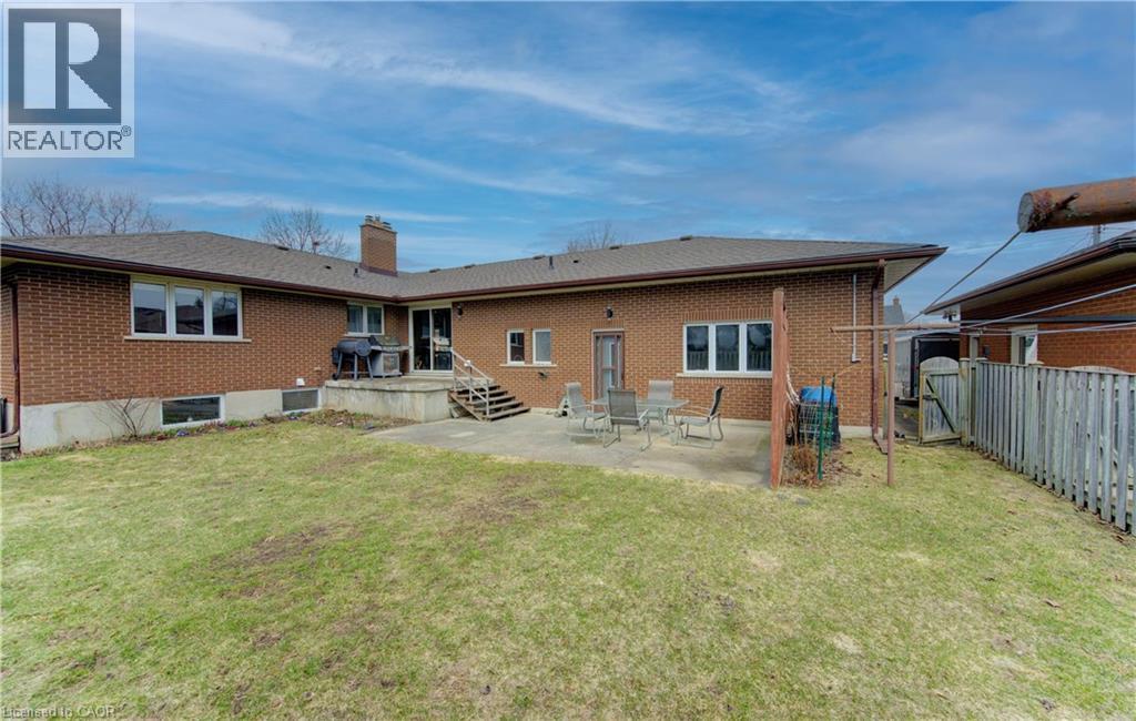 449 Greenfield Avenue, Kitchener, Ontario  N2C 1E9 - Photo 33 - 40814806