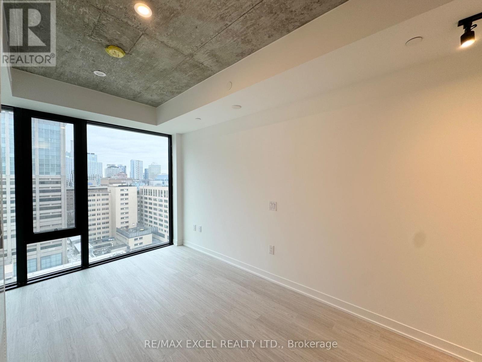 1605 - 195 MCCAUL STREET, Toronto, Ontario