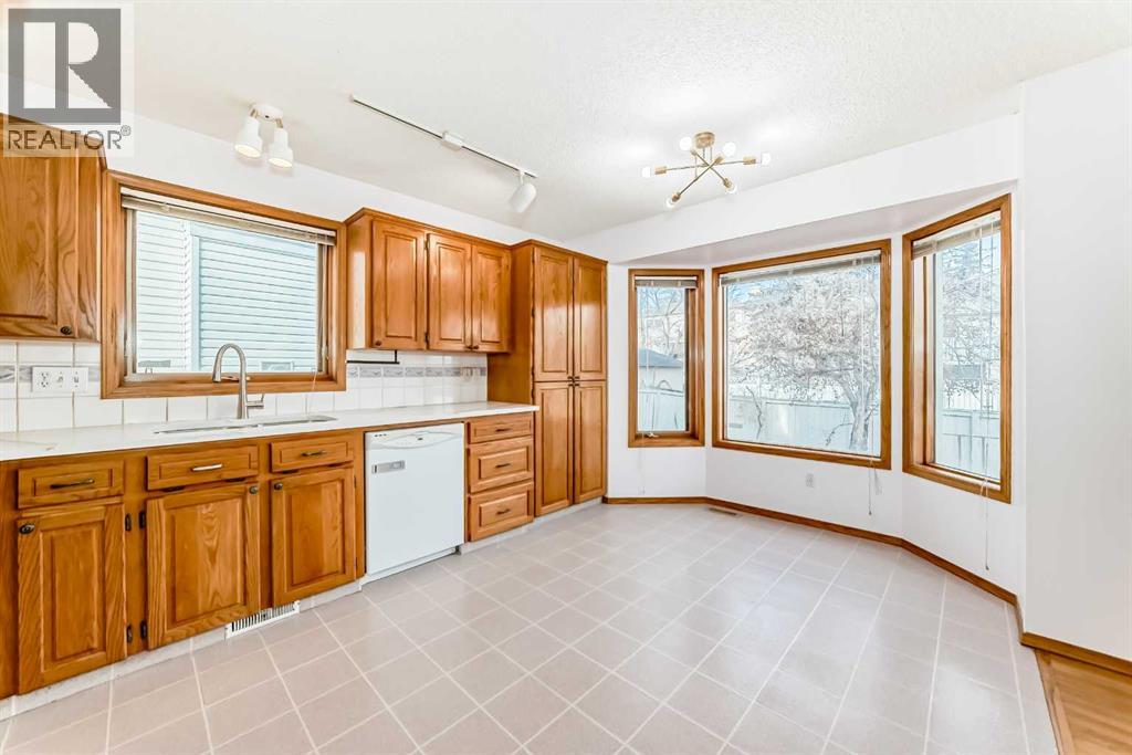 36 Harvest Oak Green NE, Calgary, Alberta  T3K 3Y2 - Photo 10 - A2284714