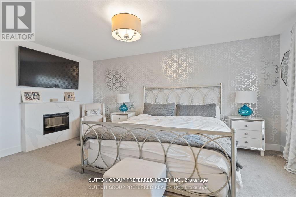 2058 Wateroak Drive, London North, Ontario  N6G 0P9 - Photo 21 - X12936850