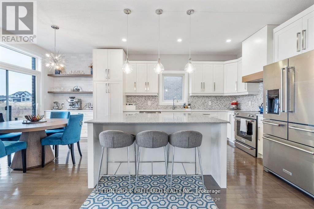 2058 Wateroak Drive, London North, Ontario  N6G 0P9 - Photo 5 - X12936850