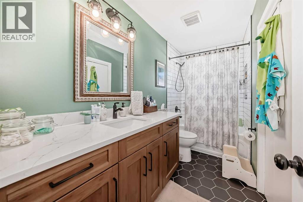 5202 44 Street, Olds, Alberta  T4H 1A6 - Photo 19 - A2294616