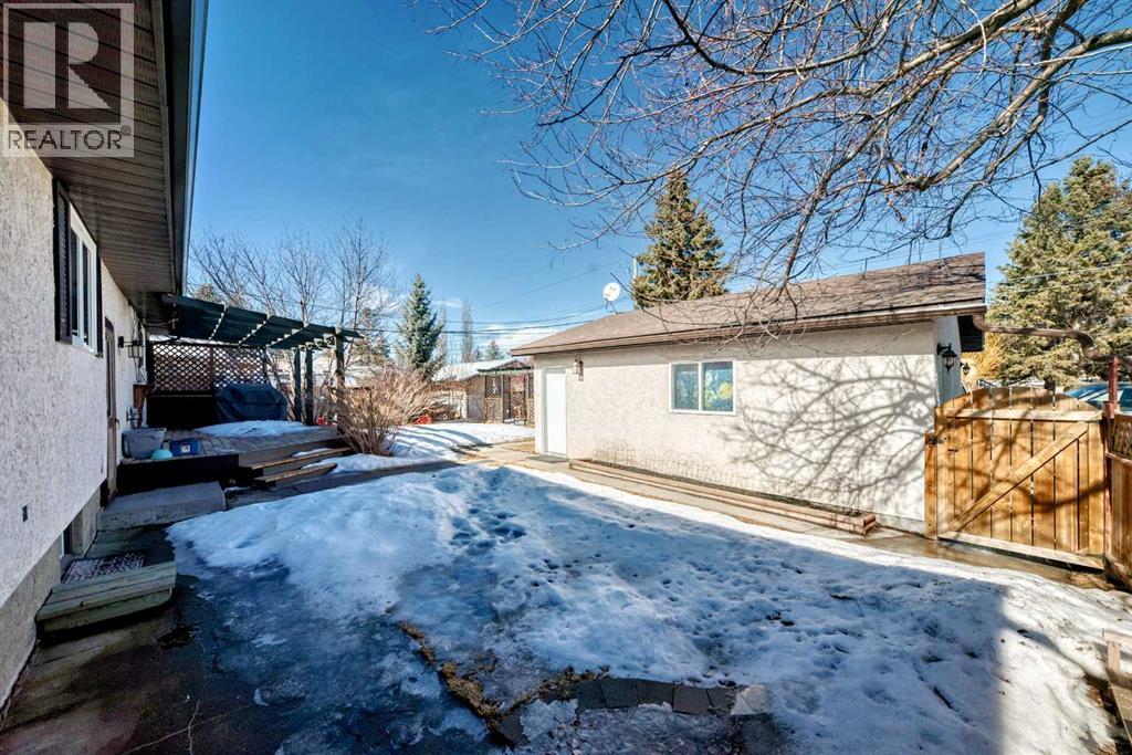 5202 44 Street, Olds, Alberta  T4H 1A6 - Photo 43 - A2294616