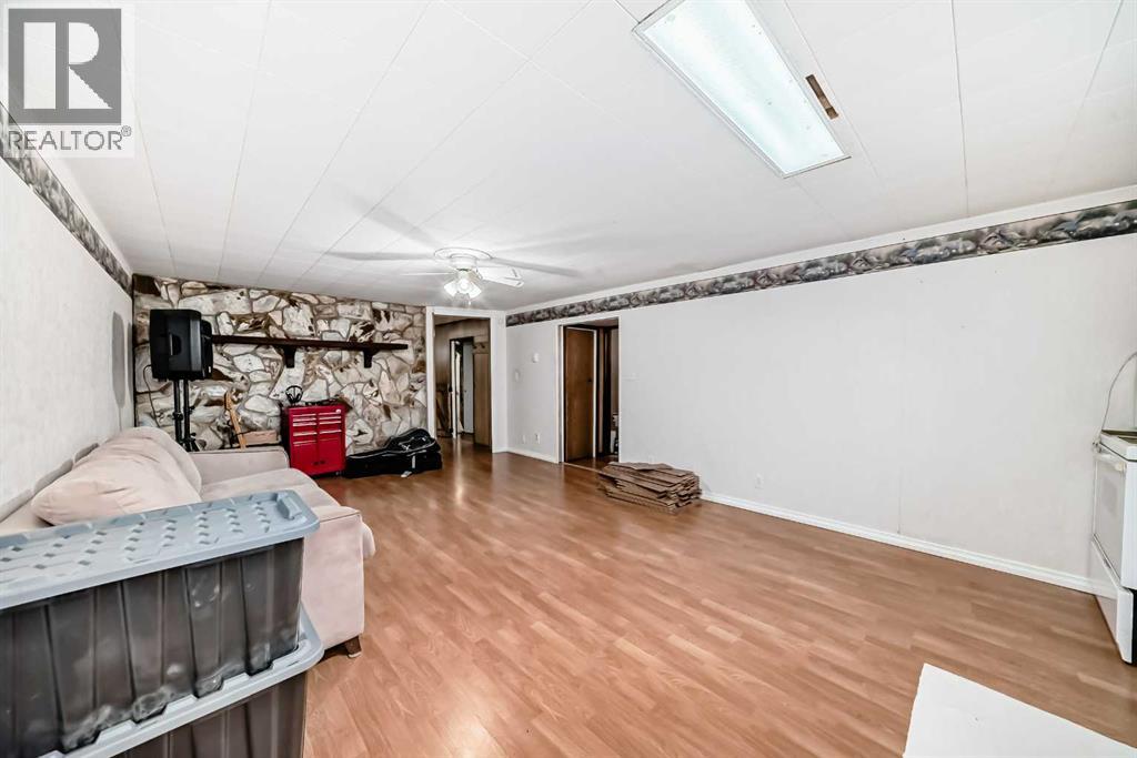 5202 44 Street, Olds, Alberta  T4H 1A6 - Photo 27 - A2294616