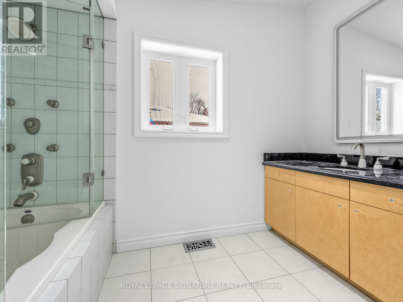 284 Guildwood Parkway, Toronto, Ontario  M1E 1P9 - Photo 23 - E12936802