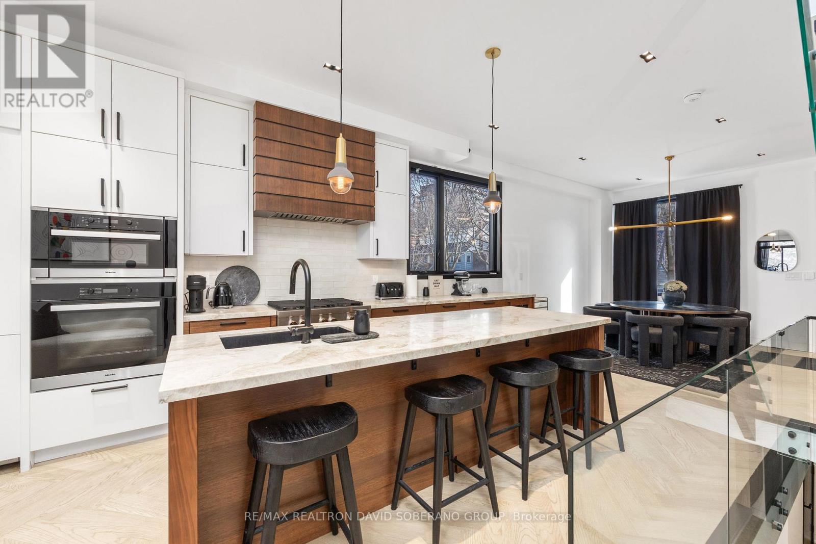 90 East Lynn Avenue, Toronto, Ontario  M4C 3X2 - Photo 11 - E12936918