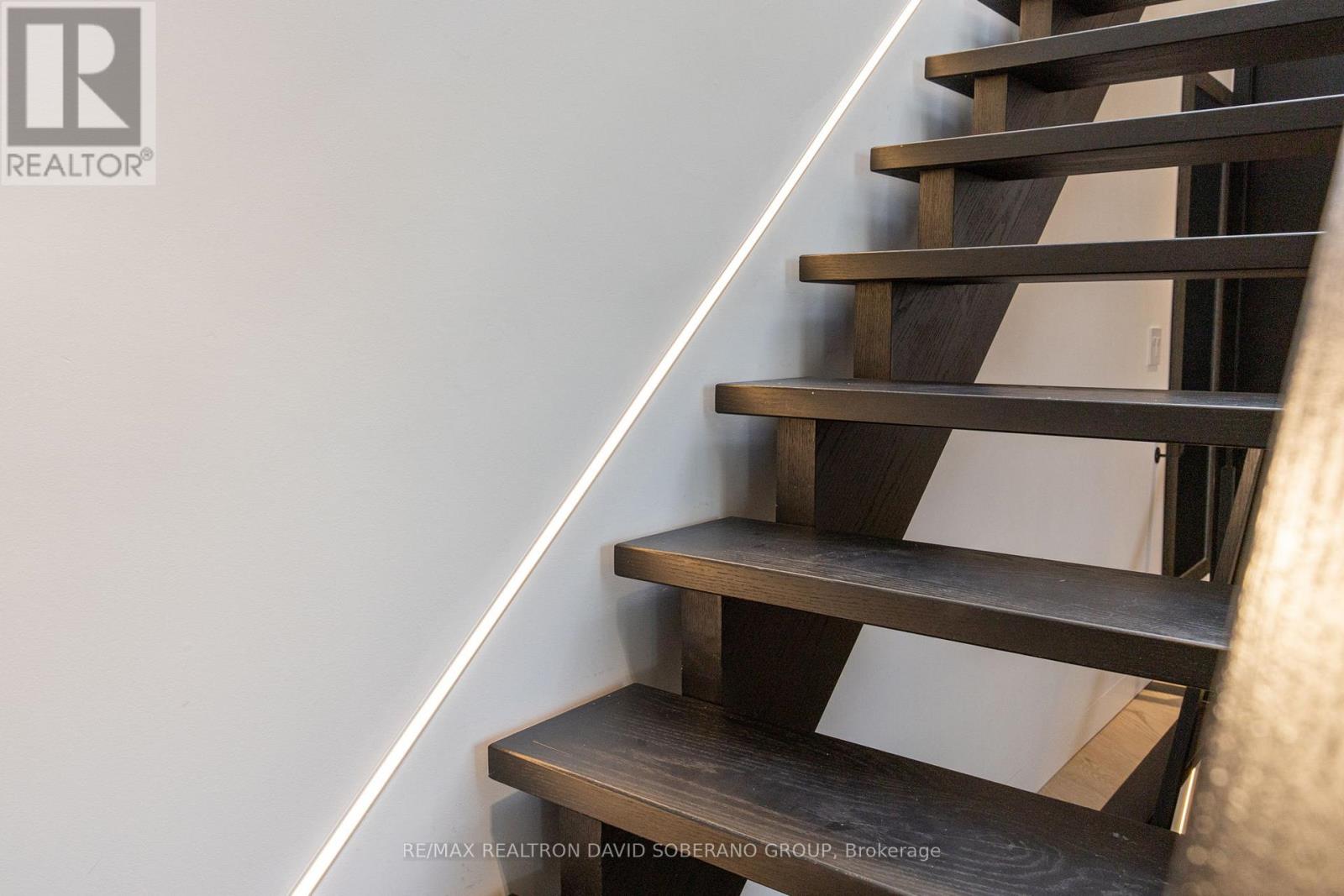 90 East Lynn Avenue, Toronto, Ontario  M4C 3X2 - Photo 21 - E12936918