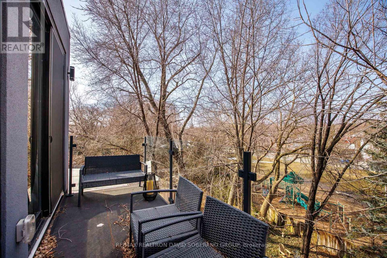 90 East Lynn Avenue, Toronto, Ontario  M4C 3X2 - Photo 27 - E12936918