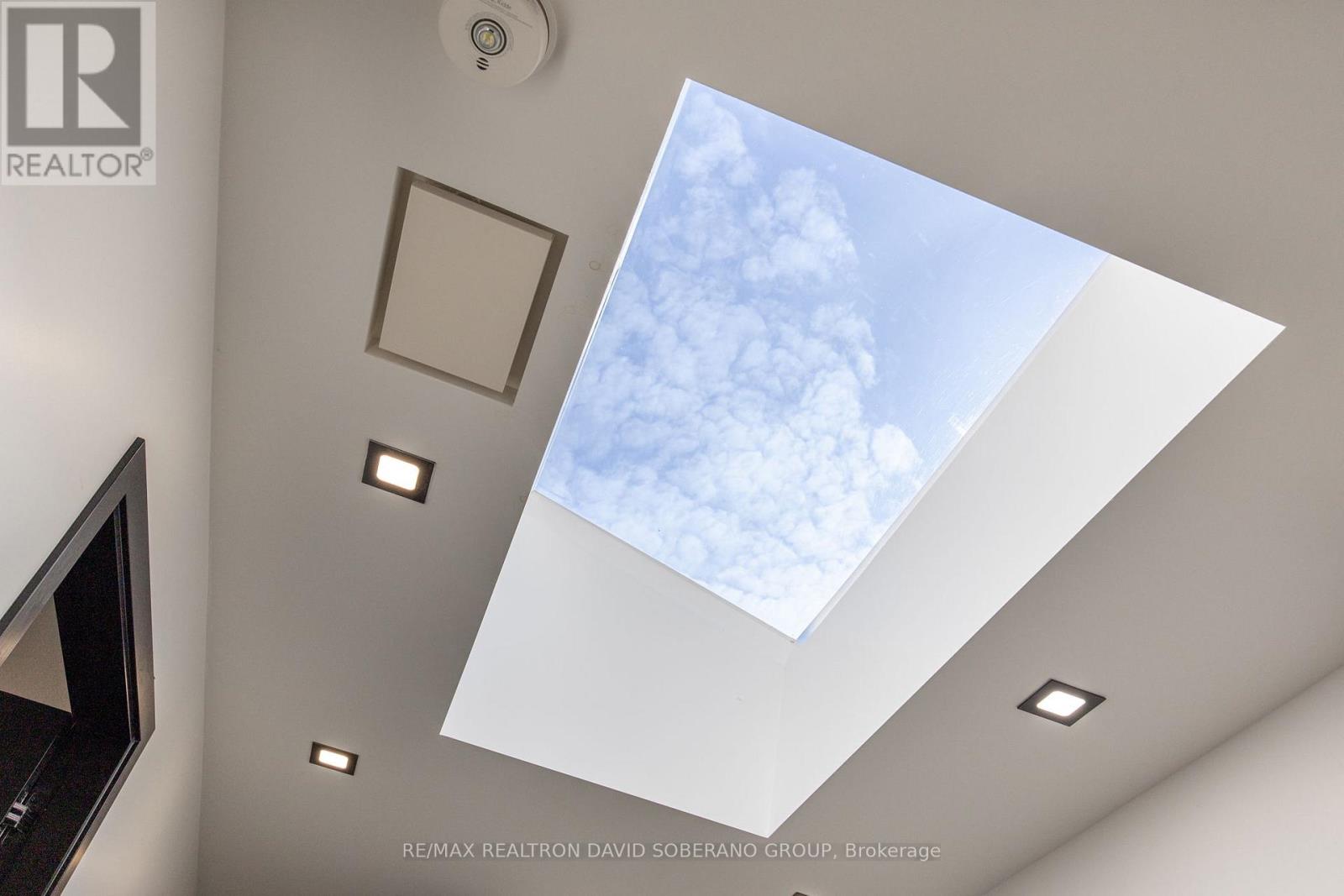 90 East Lynn Avenue, Toronto, Ontario  M4C 3X2 - Photo 29 - E12936918