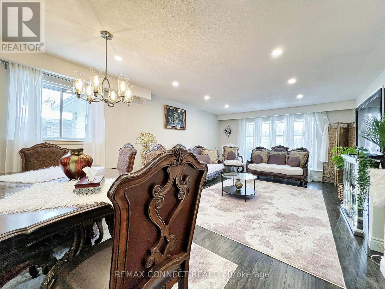 24 Lalton Place, Toronto, Ontario  M1E 1T4 - Photo 8 - E12936950