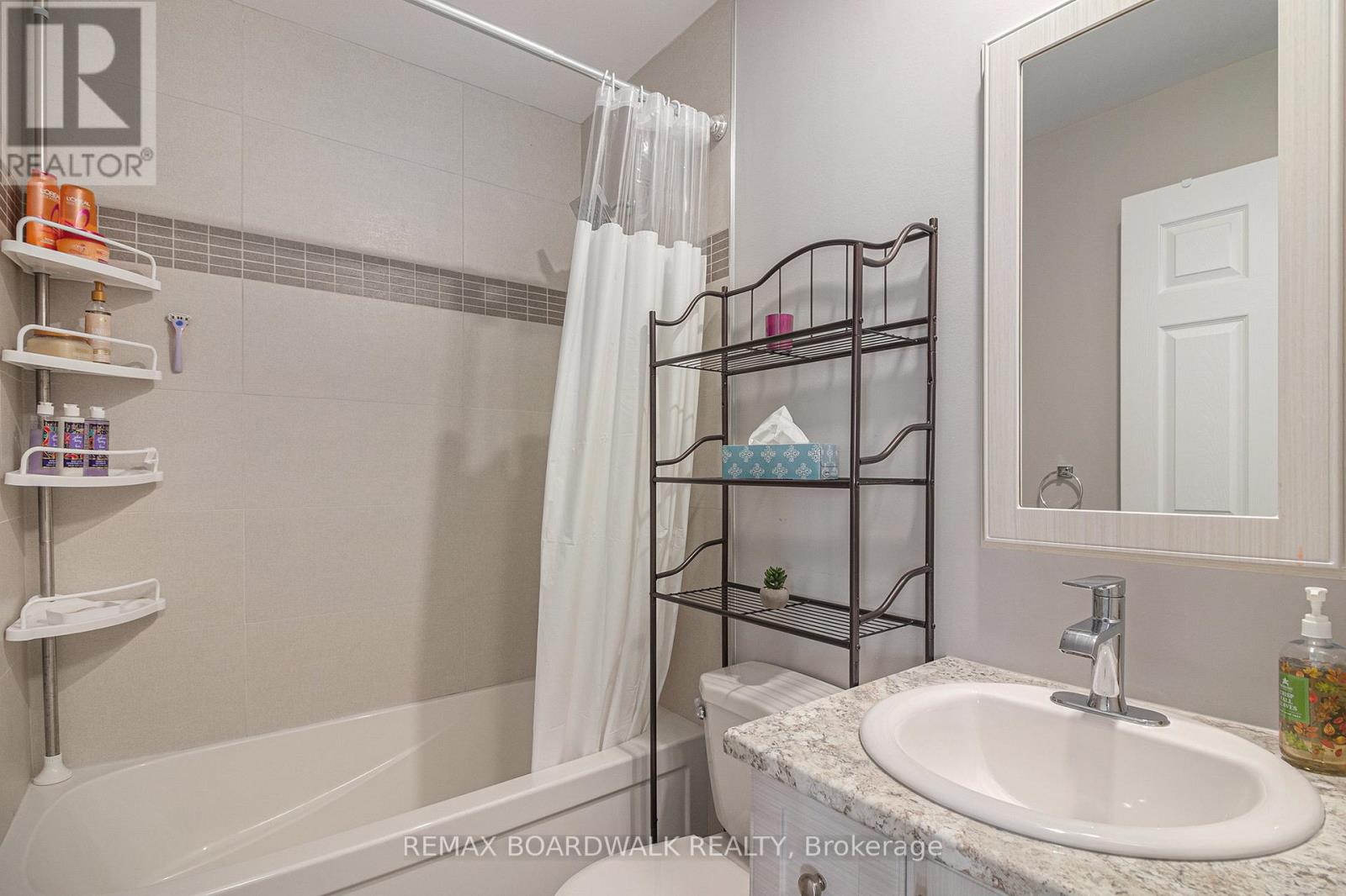 1139 St Joseph Road, Russell, Ontario  K0A 1W0 - Photo 21 - X12936778