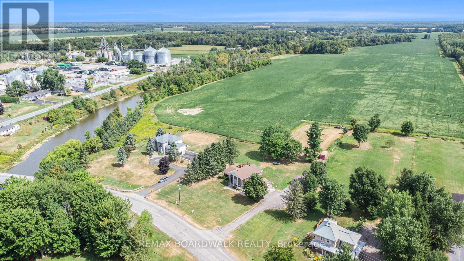 1139 St Joseph Road, Russell, Ontario  K0A 1W0 - Photo 36 - X12936778