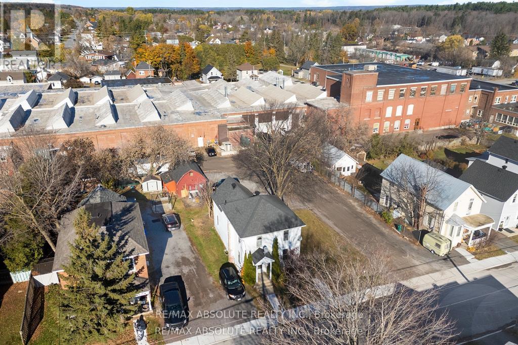 27 Macdonald Street S, Arnprior, Ontario  K7S 2W4 - Photo 6 - X12936804
