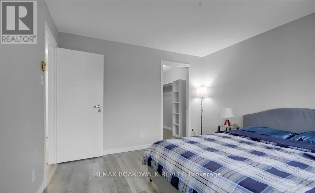 412 - 214 Viewmount Drive, Ottawa, Ontario  K2E 7X3 - Photo 6 - X12936826