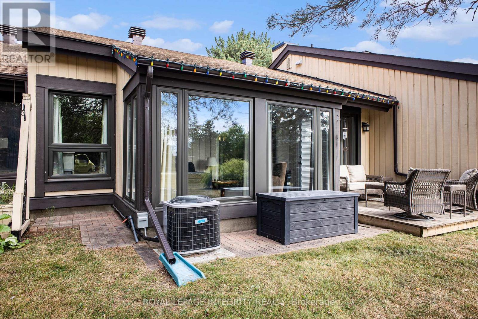 16 Pebble Beach Court, Ottawa, Ontario  K2S 1B9 - Photo 30 - X12936872