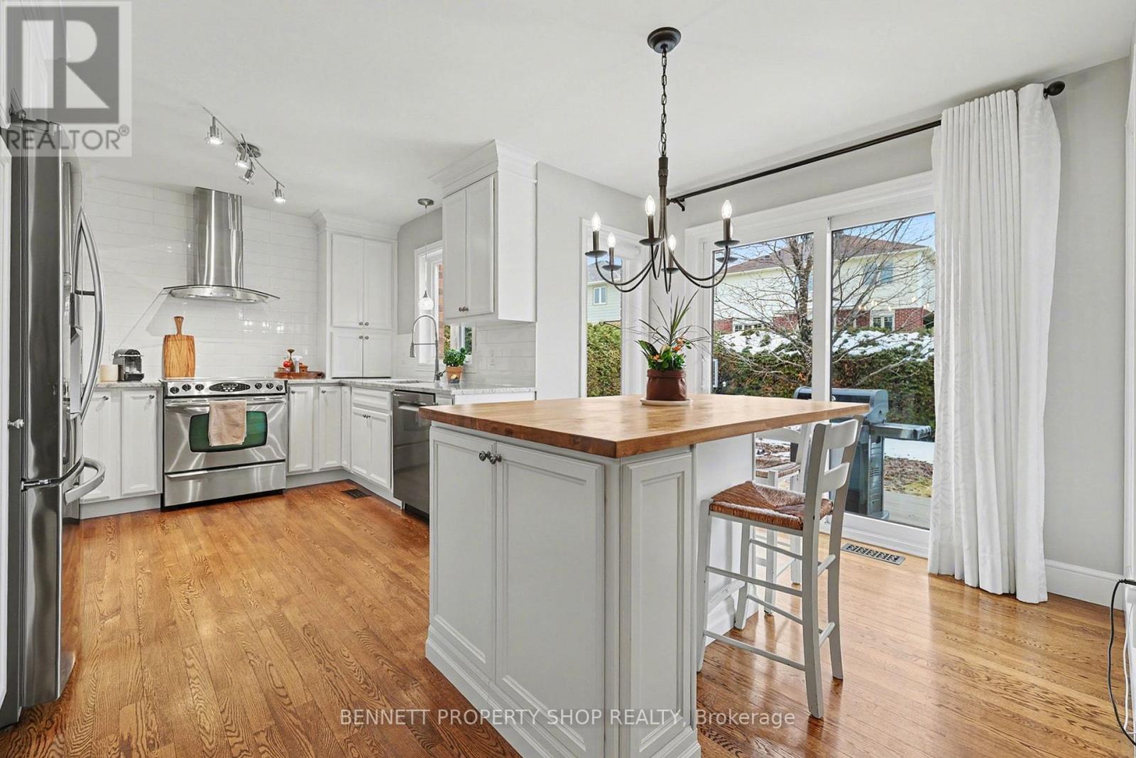 12 Sherk Crescent, Ottawa, Ontario  K2K 2L4 - Photo 16 - X12936900