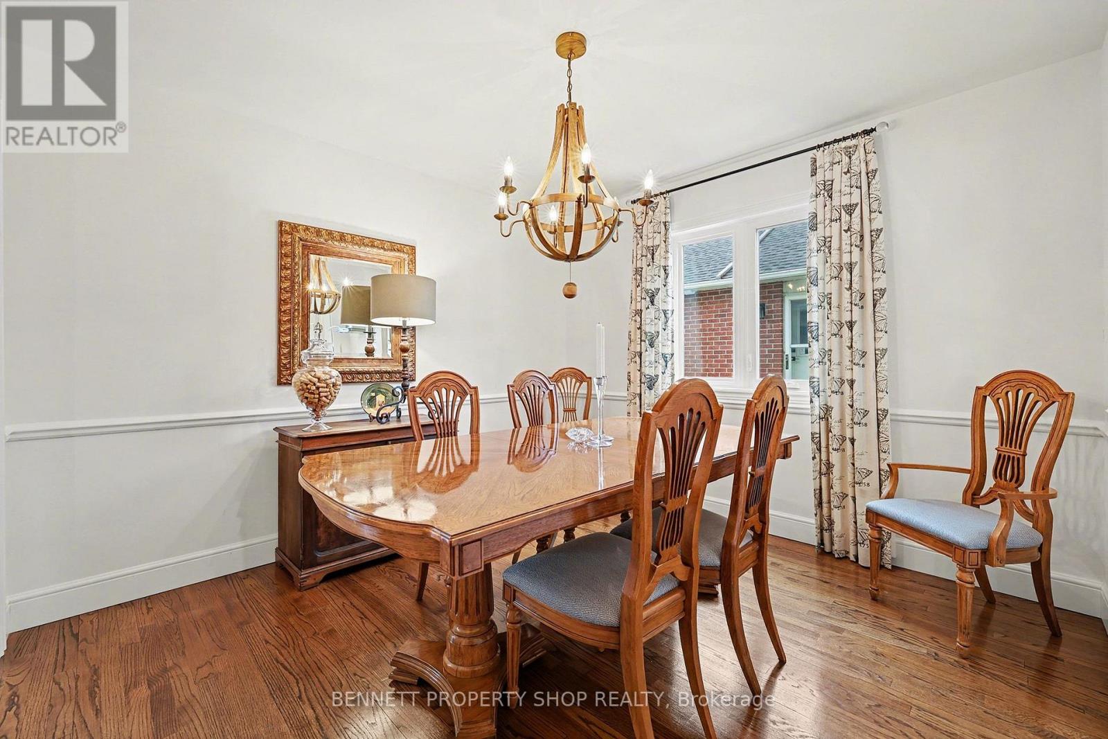 12 Sherk Crescent, Ottawa, Ontario  K2K 2L4 - Photo 8 - X12936900