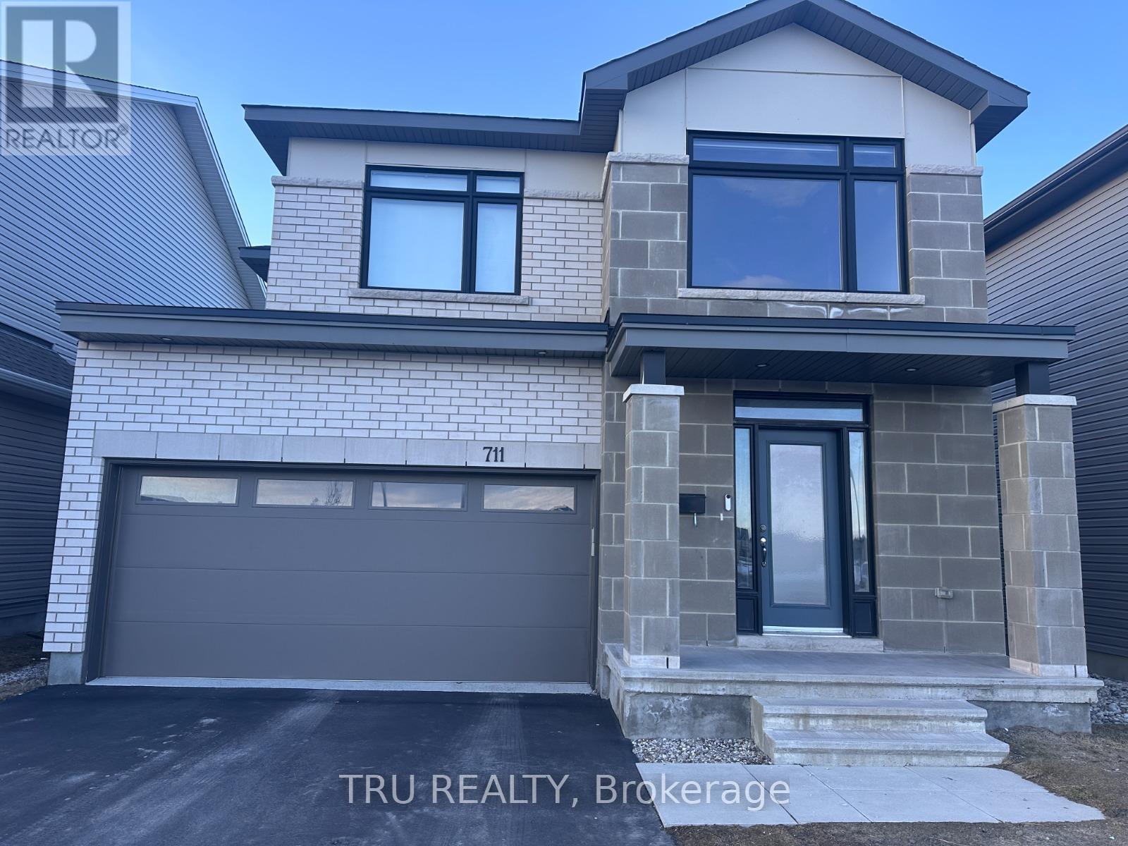 711 COPE DRIVE, Ottawa, Ontario