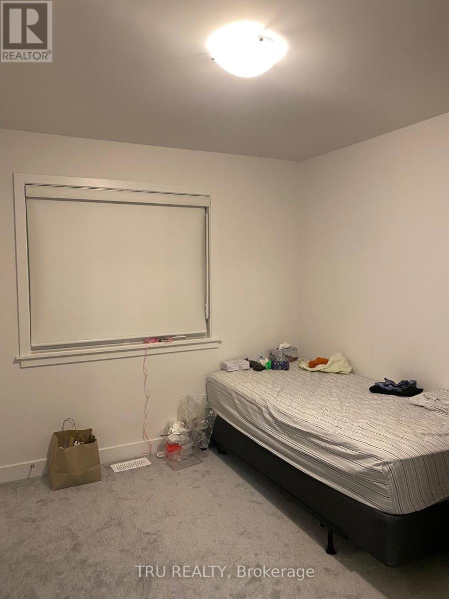 711 Cope Drive, Ottawa, Ontario  K2S 2P7 - Photo 22 - X12936958