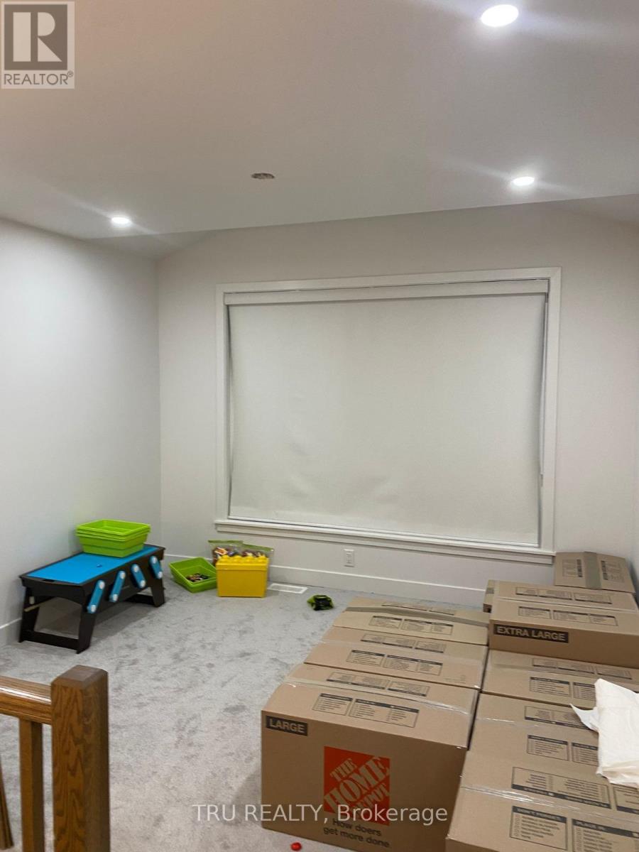 711 Cope Drive, Ottawa, Ontario  K2S 2P7 - Photo 23 - X12936958