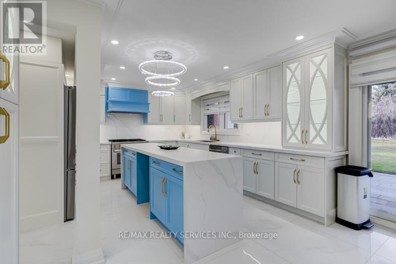 30 Queen Post Drive, Vaughan, Ontario  L4L 3G4 - Photo 15 - N12936848