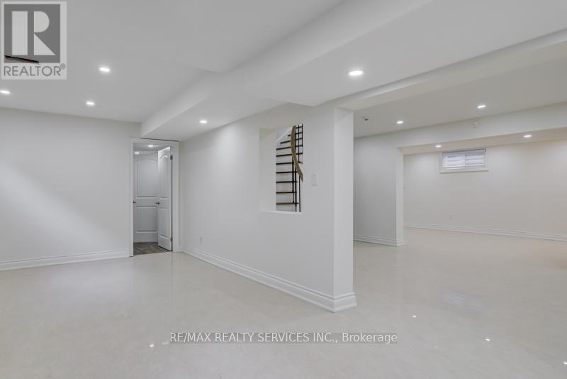 30 Queen Post Drive, Vaughan, Ontario  L4L 3G4 - Photo 46 - N12936848