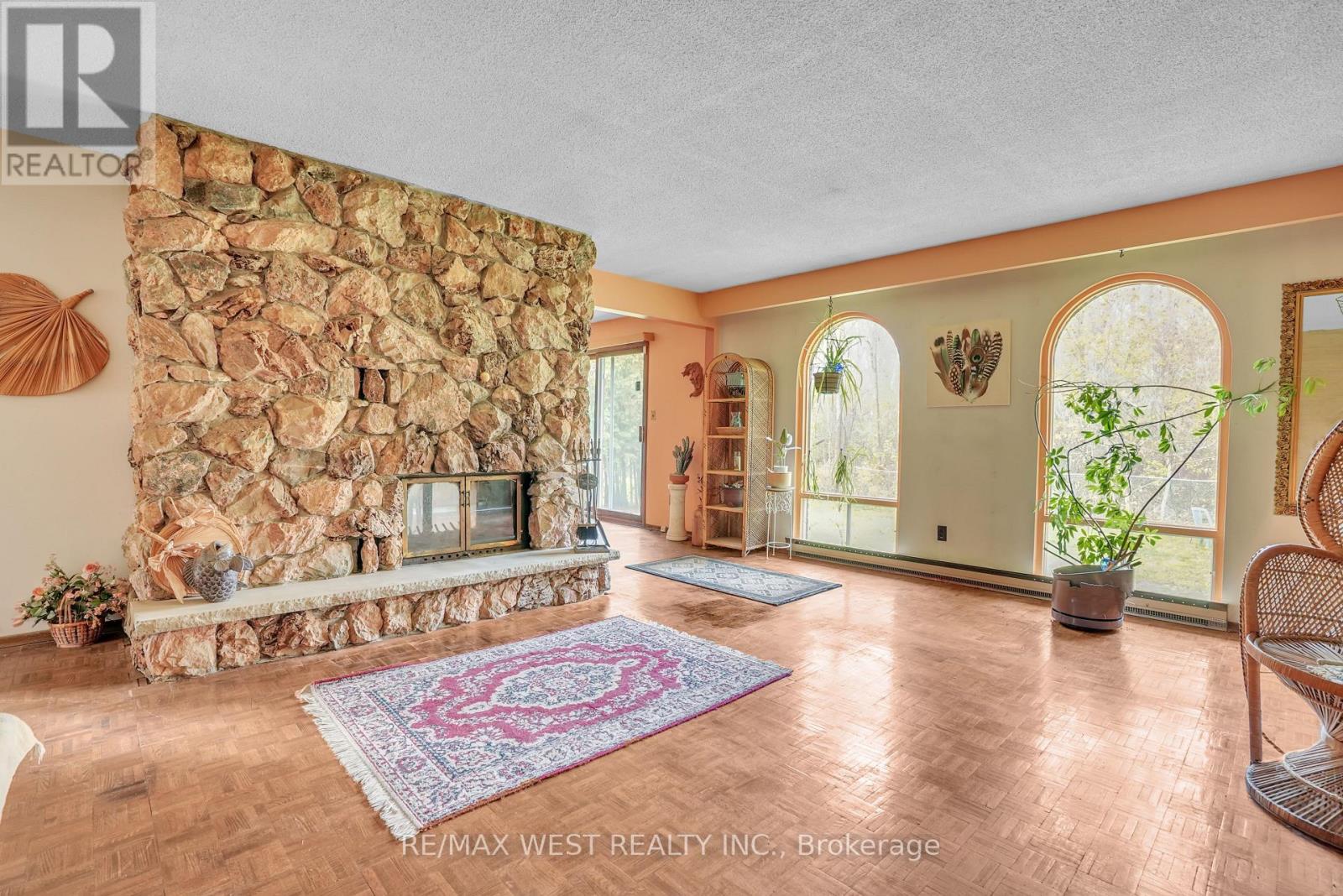 1164 North Shore Drive, Innisfil, Ontario  L0L 1R0 - Photo 5 - N12936916