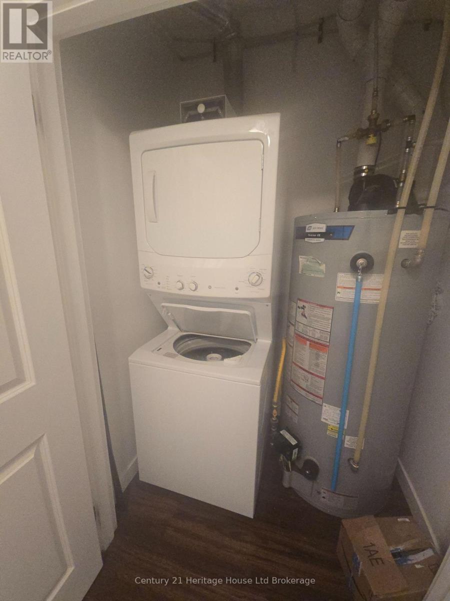 204 - 71 Metcalf Street, Woodstock, Ontario  N4S 3E9 - Photo 8 - X12936928