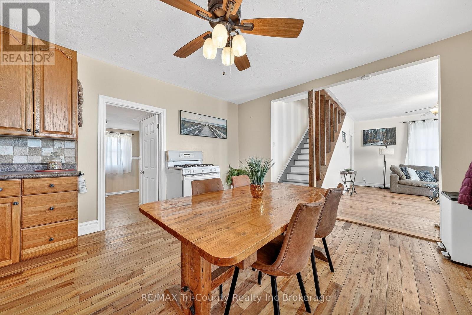 591 Lakeshore Road, Norfolk, Ontario  N0E 1C0 - Photo 22 - X12936962