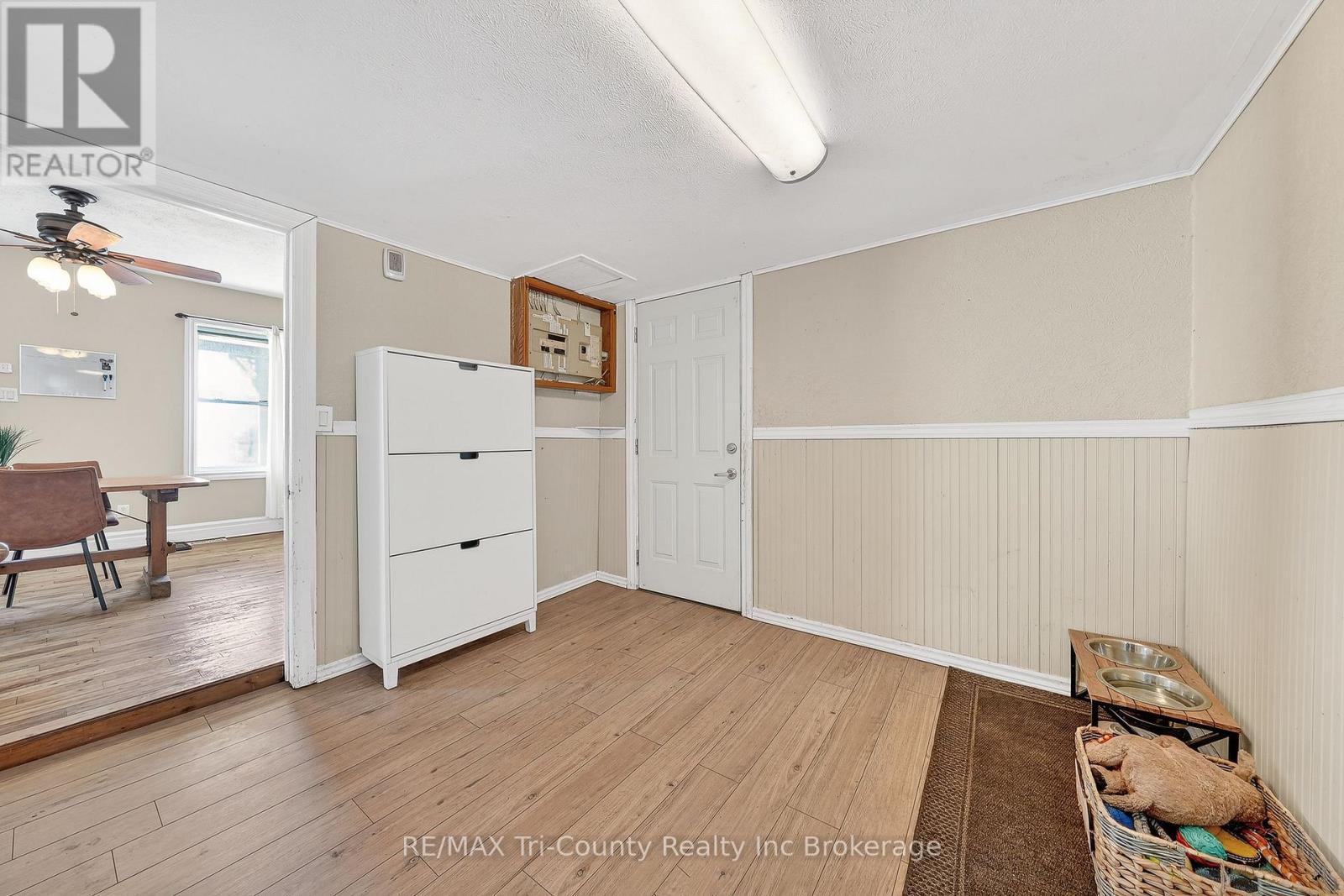 591 Lakeshore Road, Norfolk, Ontario  N0E 1C0 - Photo 35 - X12936962