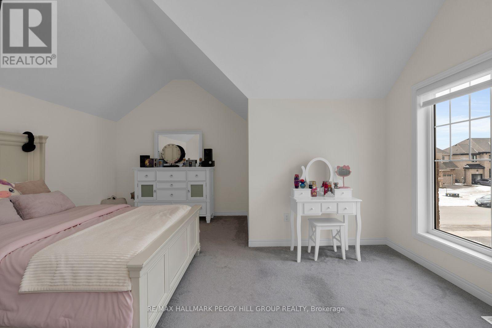 113 Rugman Crescent, Springwater, Ontario  L9X 2A5 - Photo 19 - S12936820