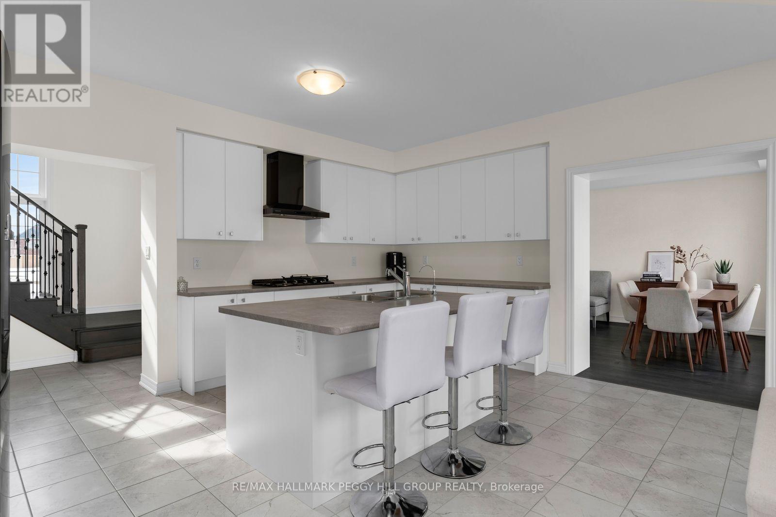 113 Rugman Crescent, Springwater, Ontario  L9X 2A5 - Photo 8 - S12936820