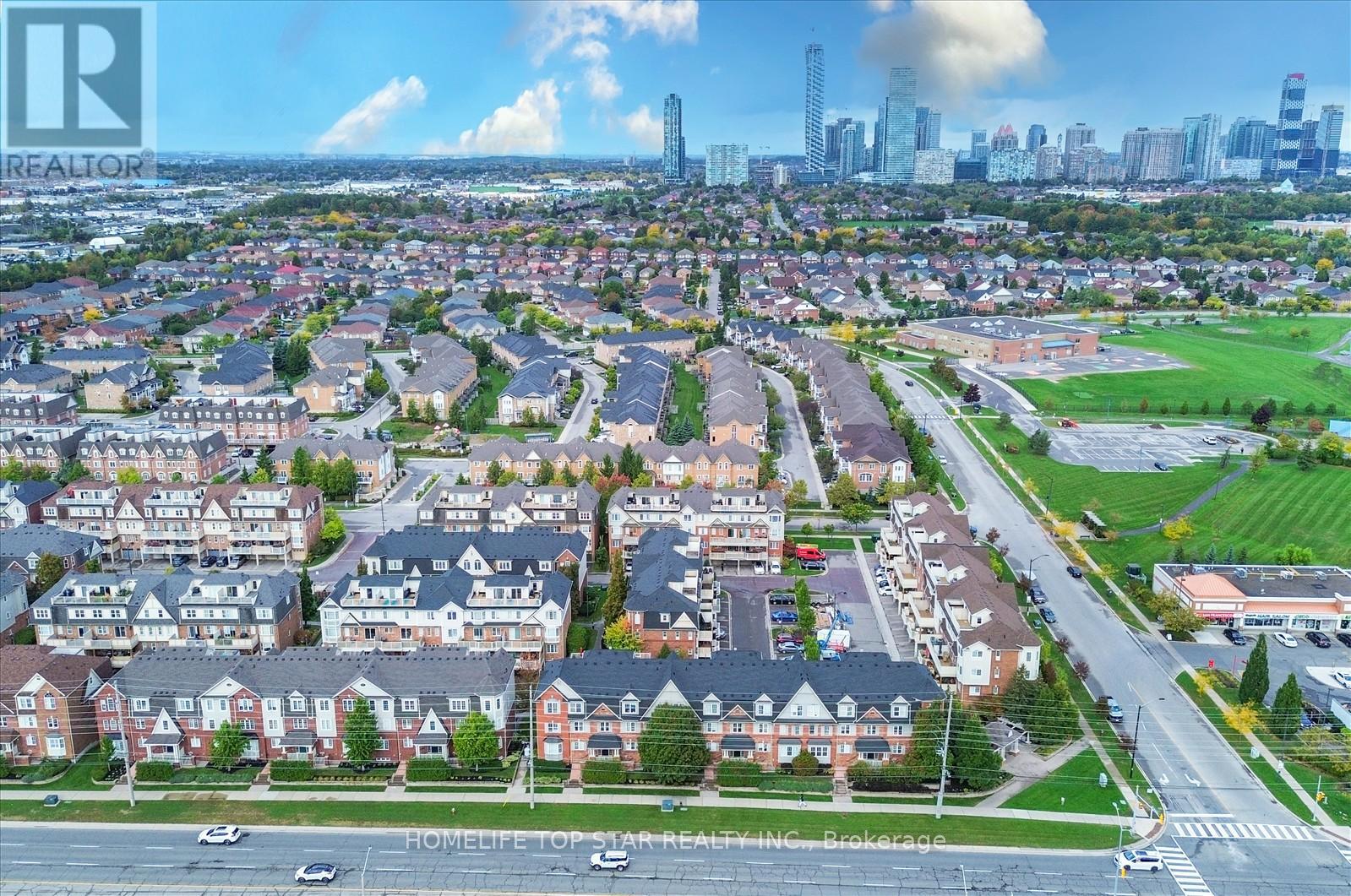 6 - 710 Neighbourhood Circle, Mississauga, Ontario  L5B 0B4 - Photo 37 - W12936472