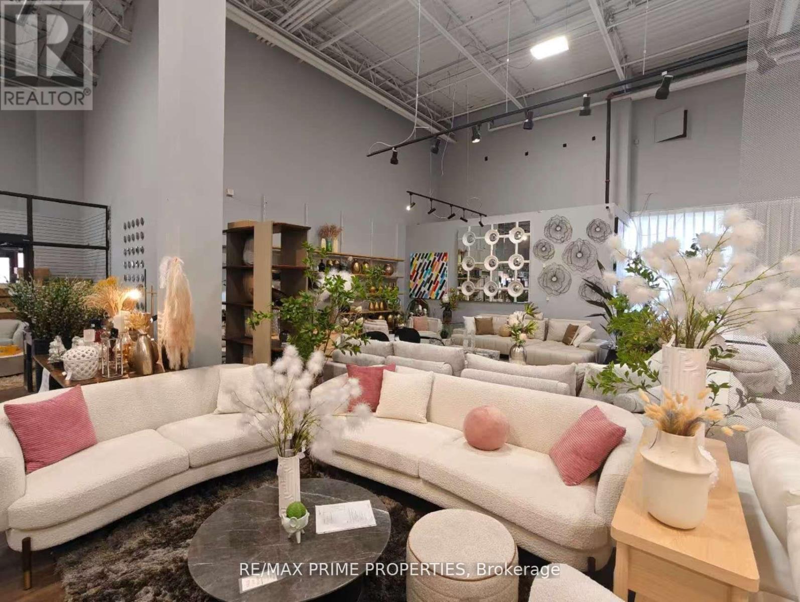 5701 Steeles Avenue W, Toronto, Ontario  M9L 1S7 - Photo 6 - W12936764