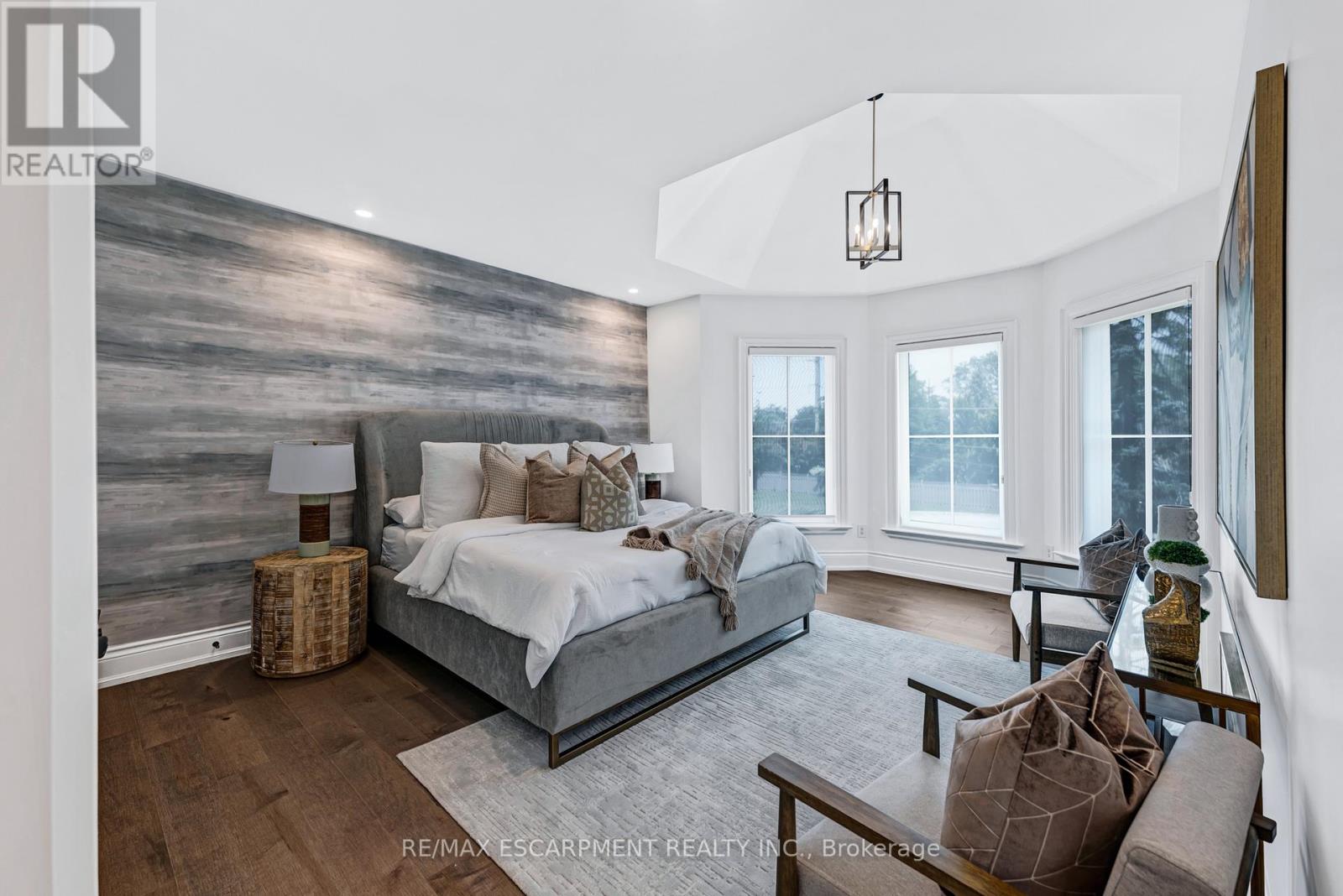 714 Atoka Drive, Mississauga, Ontario L5H 1Y6 - Photo 27 - W12936786