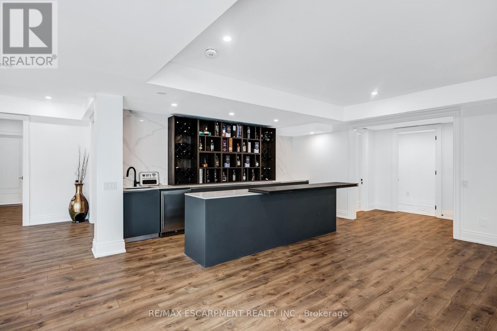 714 Atoka Drive, Mississauga, Ontario L5H 1Y6 - Photo 37 - W12936786