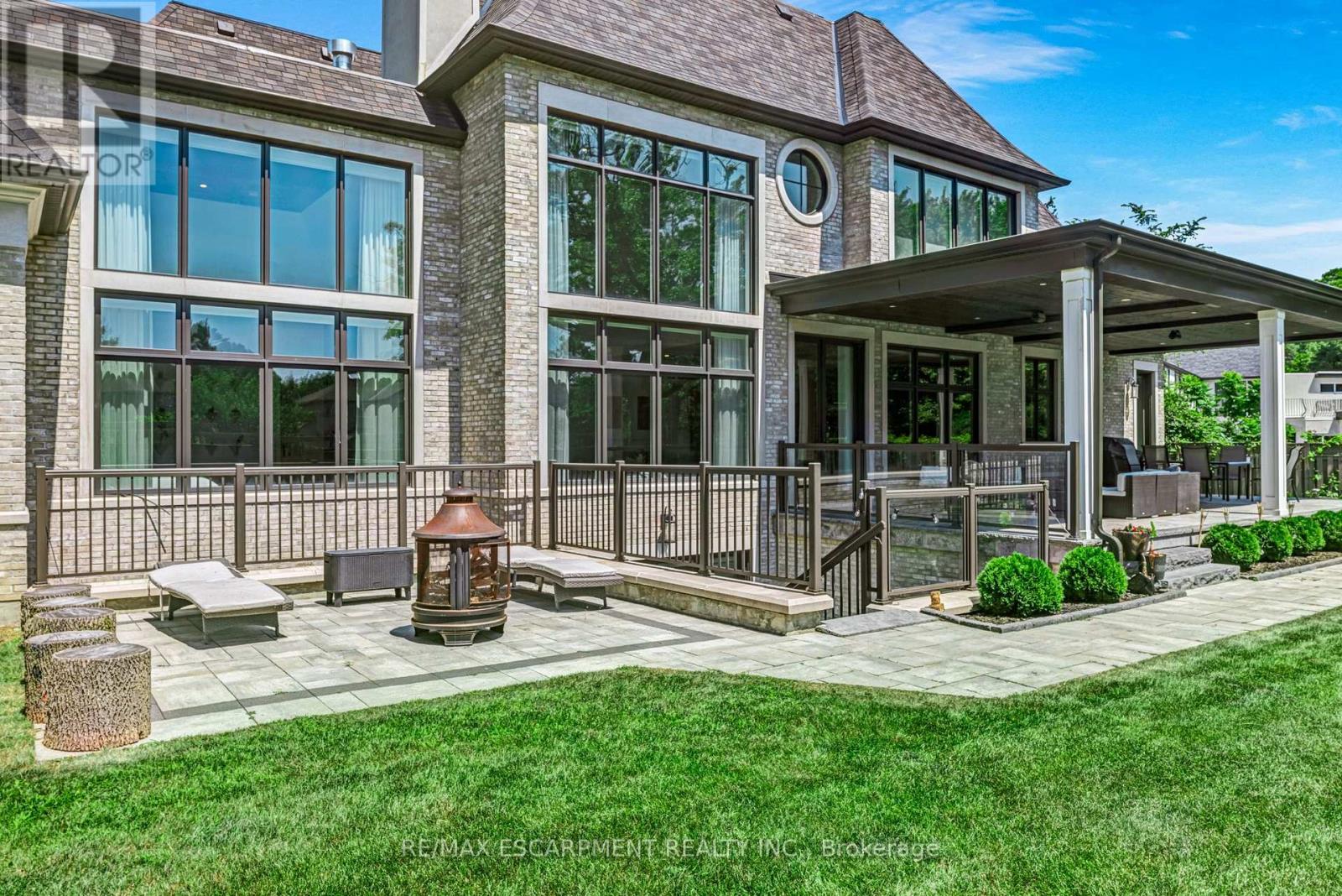 714 Atoka Drive, Mississauga, Ontario L5H 1Y6 - Photo 47 - W12936786