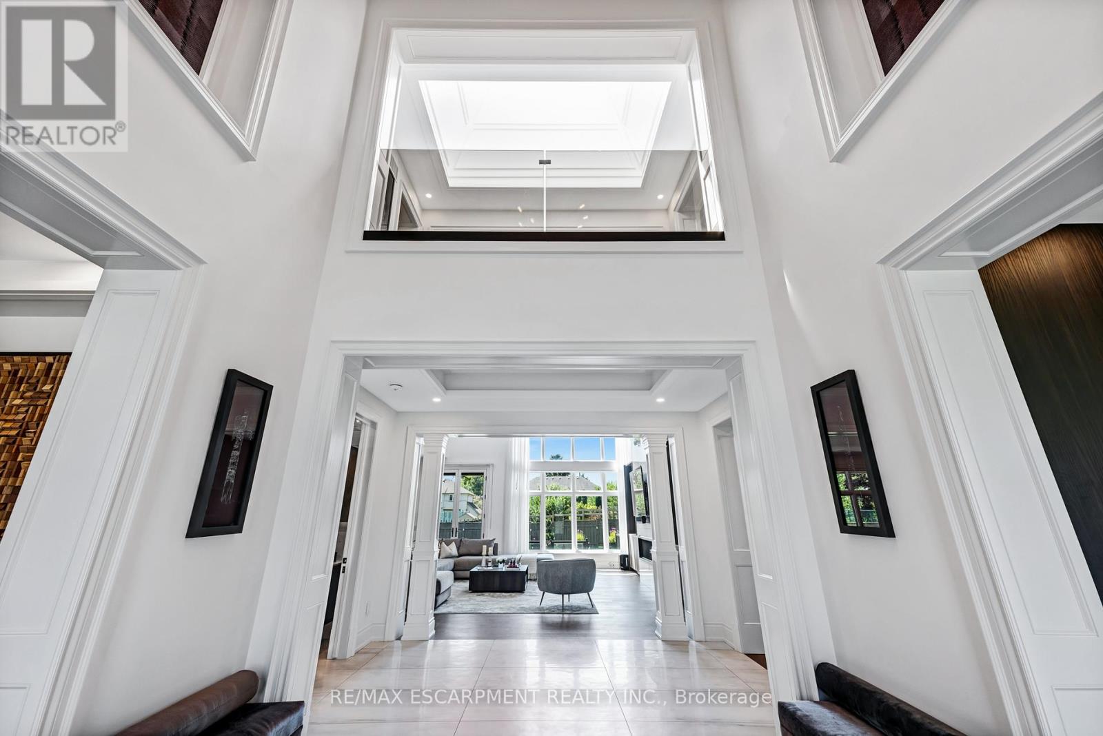 714 Atoka Drive, Mississauga, Ontario L5H 1Y6 - Photo 7 - W12936786