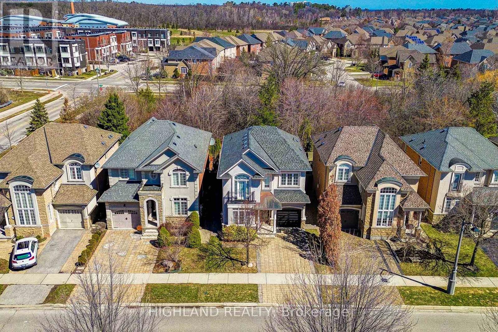 311 Duskywing Way, Oakville, Ontario  L6L 6X6 - Photo 10 - W12936908