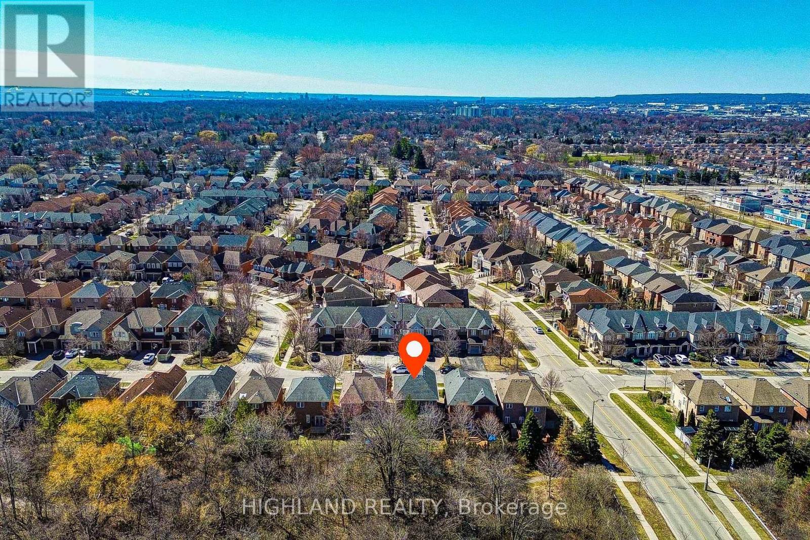 311 Duskywing Way, Oakville, Ontario  L6L 6X6 - Photo 7 - W12936908