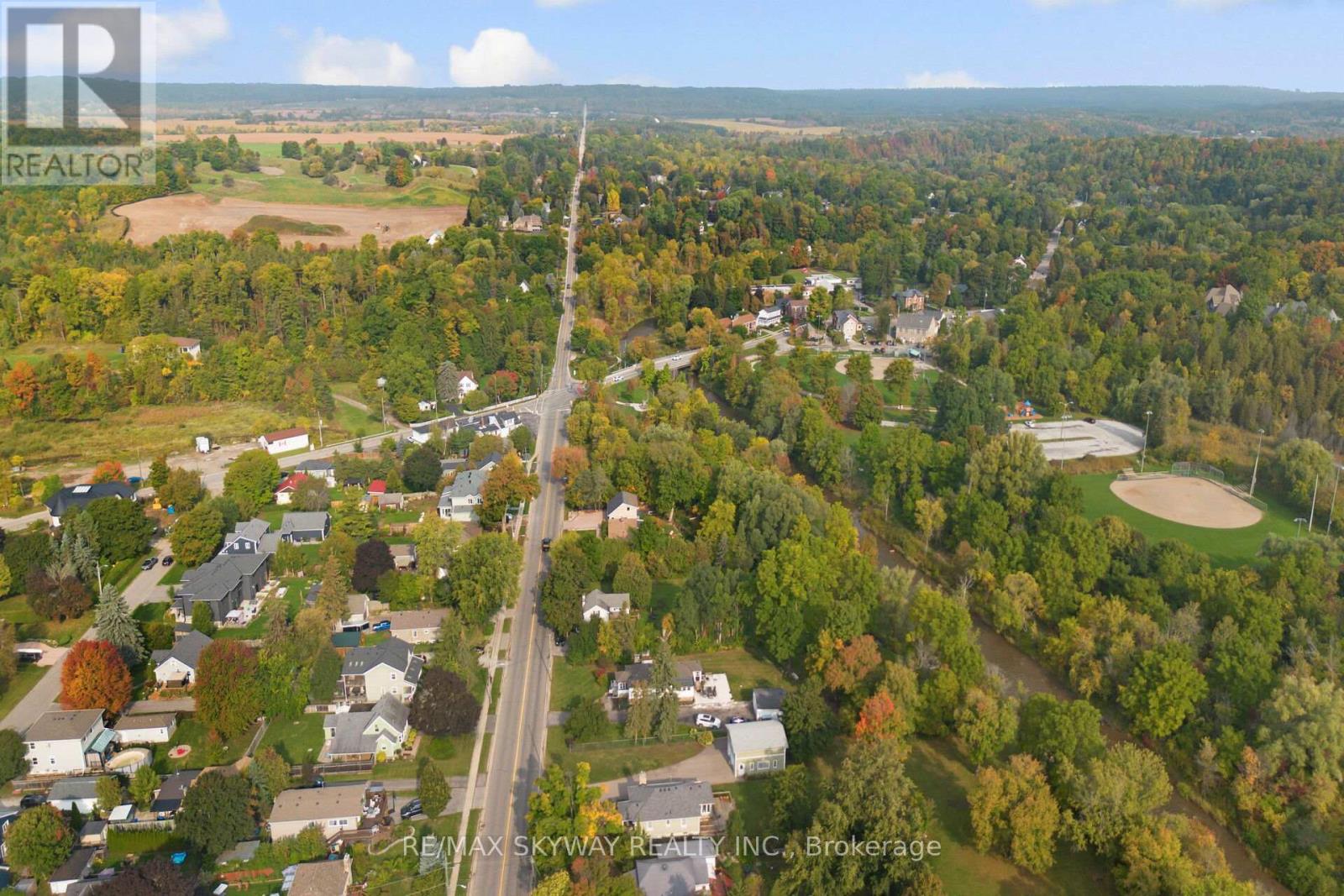 45 Confederation Street, Halton Hills, Ontario  L7G 3R4 - Photo 24 - W12936932