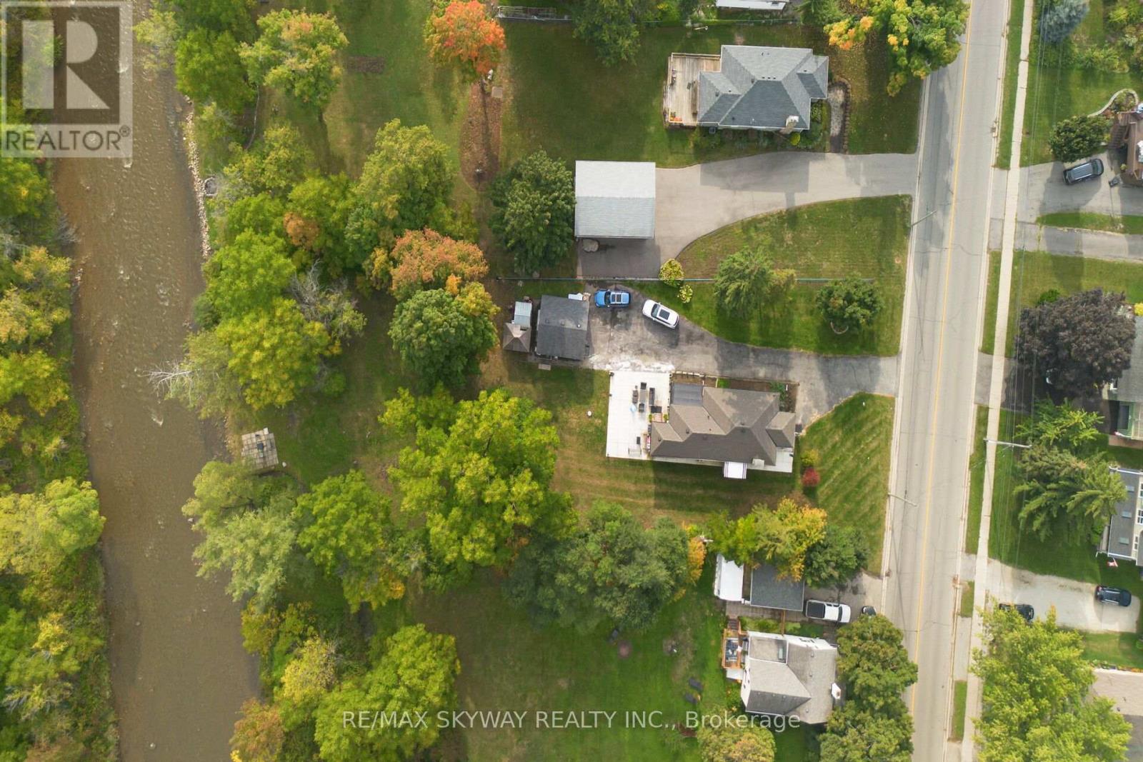 45 Confederation Street, Halton Hills, Ontario  L7G 3R4 - Photo 32 - W12936932