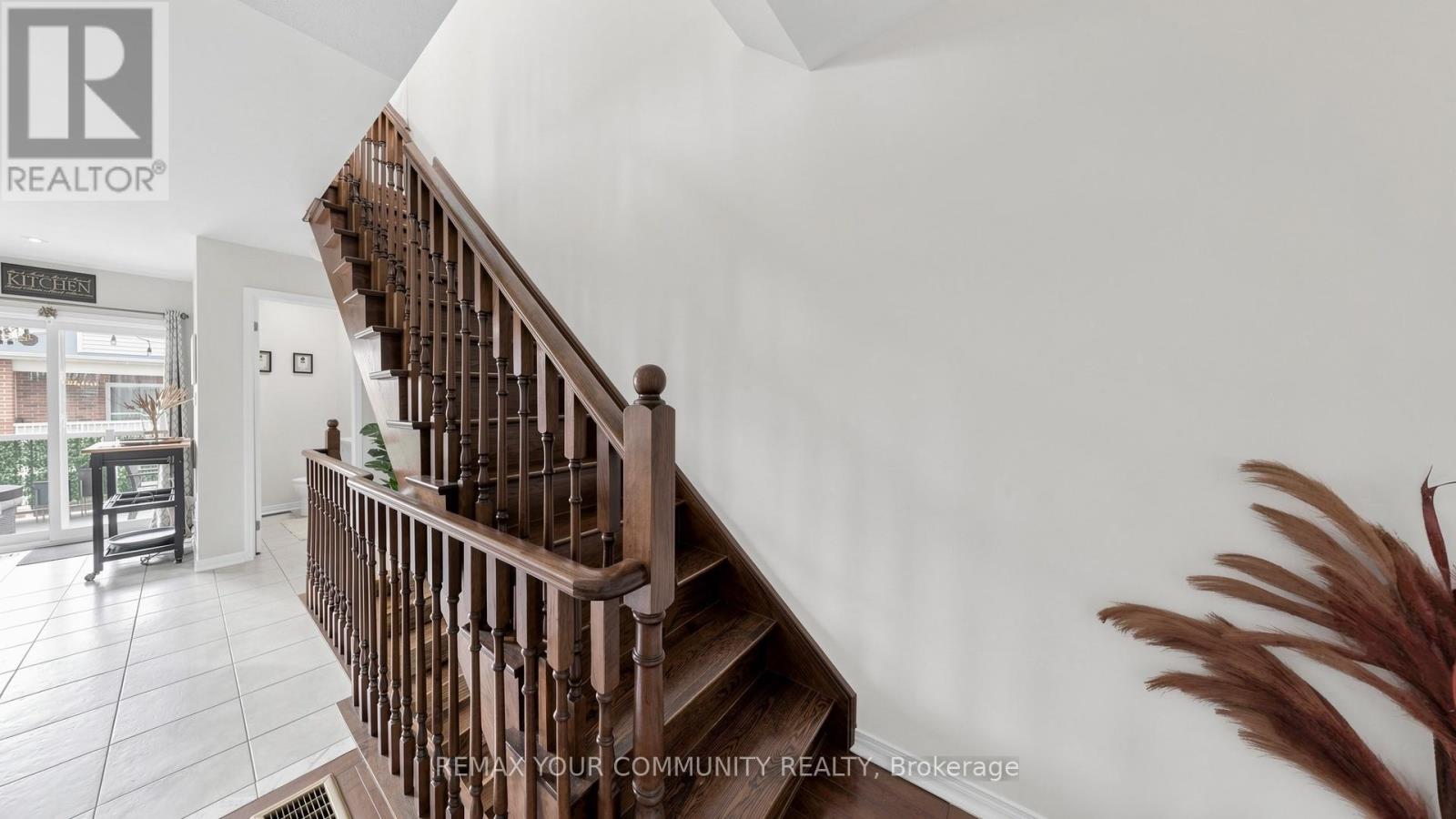 71 Odoardo Disanto Circle, Toronto, Ontario  M3L 0G1 - Photo 17 - W12936940