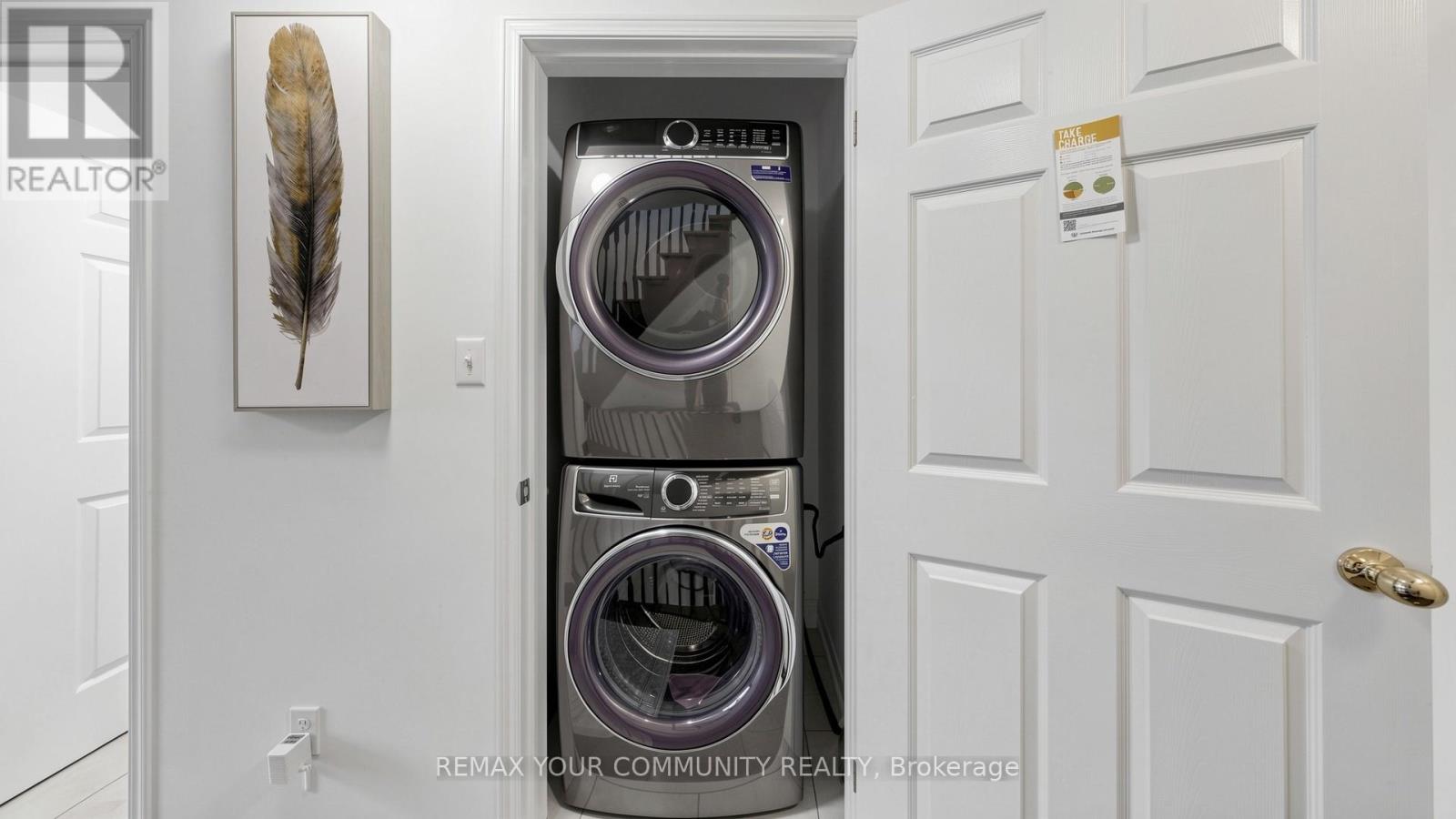 71 Odoardo Disanto Circle, Toronto, Ontario  M3L 0G1 - Photo 27 - W12936940