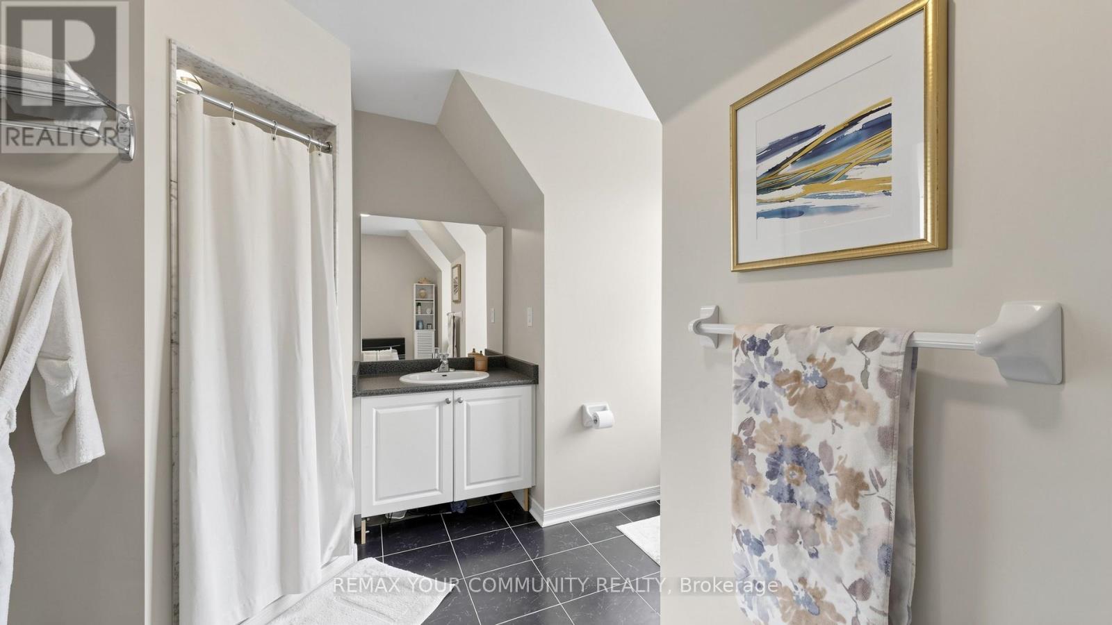 71 Odoardo Disanto Circle, Toronto, Ontario  M3L 0G1 - Photo 32 - W12936940