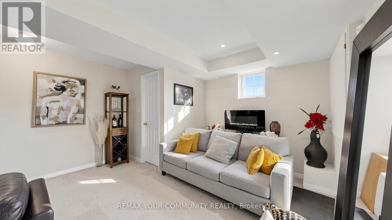 71 Odoardo Disanto Circle, Toronto, Ontario  M3L 0G1 - Photo 39 - W12936940