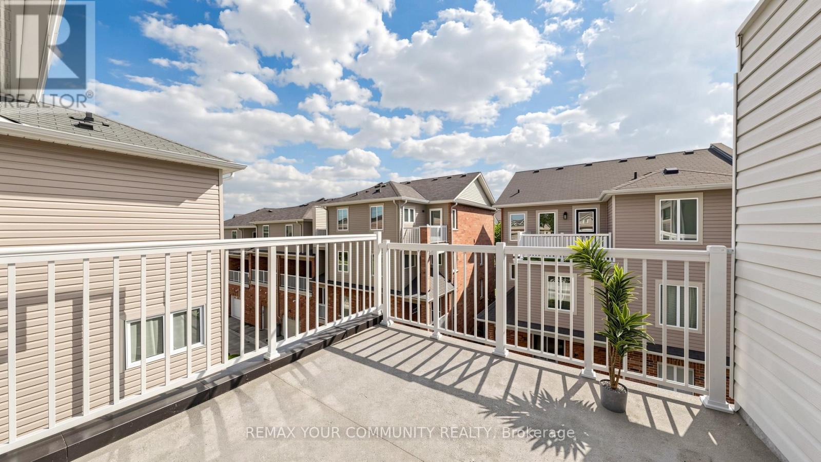 71 Odoardo Disanto Circle, Toronto, Ontario  M3L 0G1 - Photo 43 - W12936940
