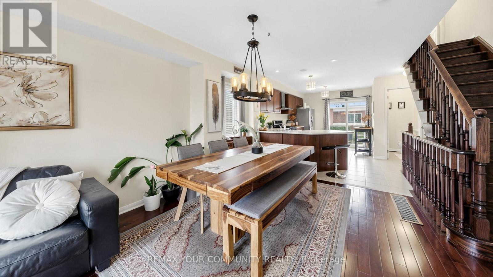 71 Odoardo Disanto Circle, Toronto, Ontario  M3L 0G1 - Photo 6 - W12936940